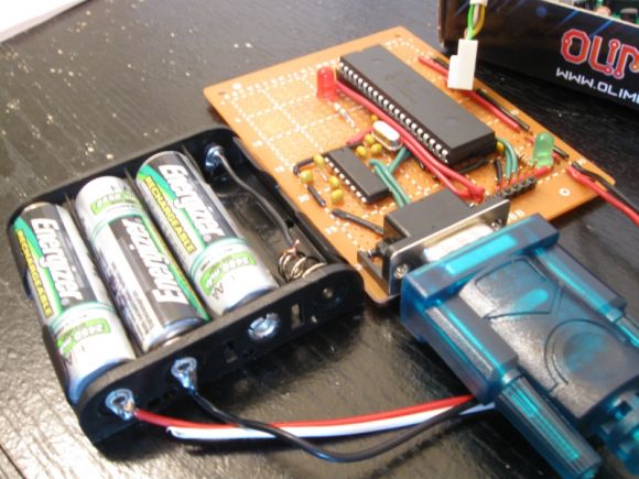dsPIC30F4011 Prototyping Board Angle (2)