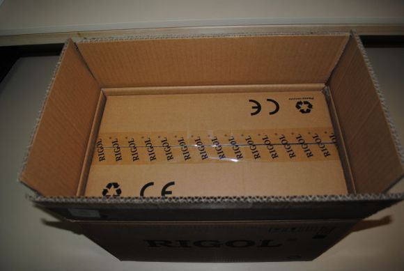Rigol DS1052E unboxing